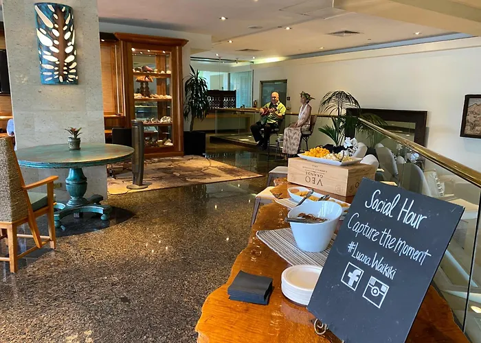 Luana Waikiki Hotel